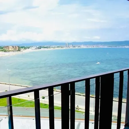 Paradiso B 410 With Sea View Апартаменты *
